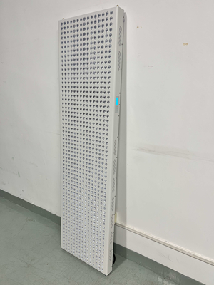 แพเนลรักษาด้วยแสงแดงทั้งร่างกายขนาด 4500W พร้อม 9 ความยาวคลื่นเพื่อบรรเทาอาการปวด การเยียวยาผิวหนัง และการฟื้นฟูกล้ามเนื้อ